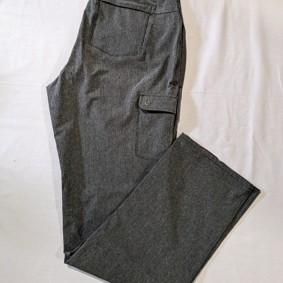 Wind river cargo pants womens gray 8x32 zipper and button front closure pockets - Picture 1 of 11